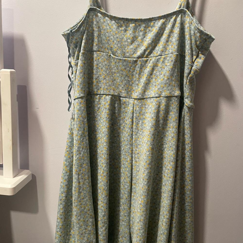 Romper - Picture 2 of 3